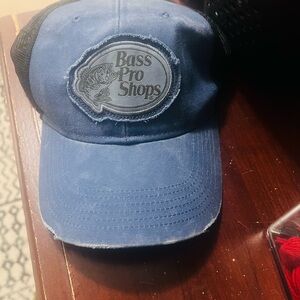 Bass Pro Shops Black Mesh Cap